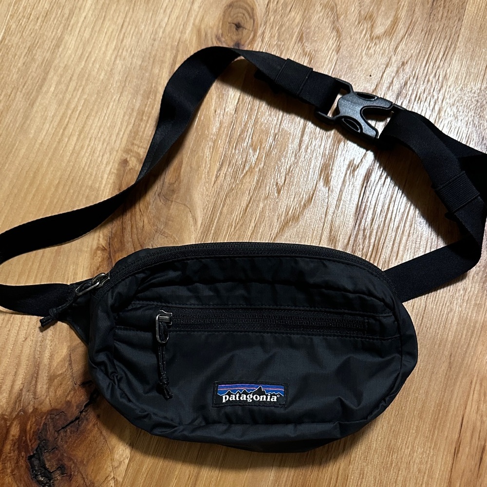 Patagonia Black Mini Sling Bag